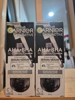 2 Garnier SkinActive AHA+BHA With Charcoal Pore-Purifying Serum. Refined Skin